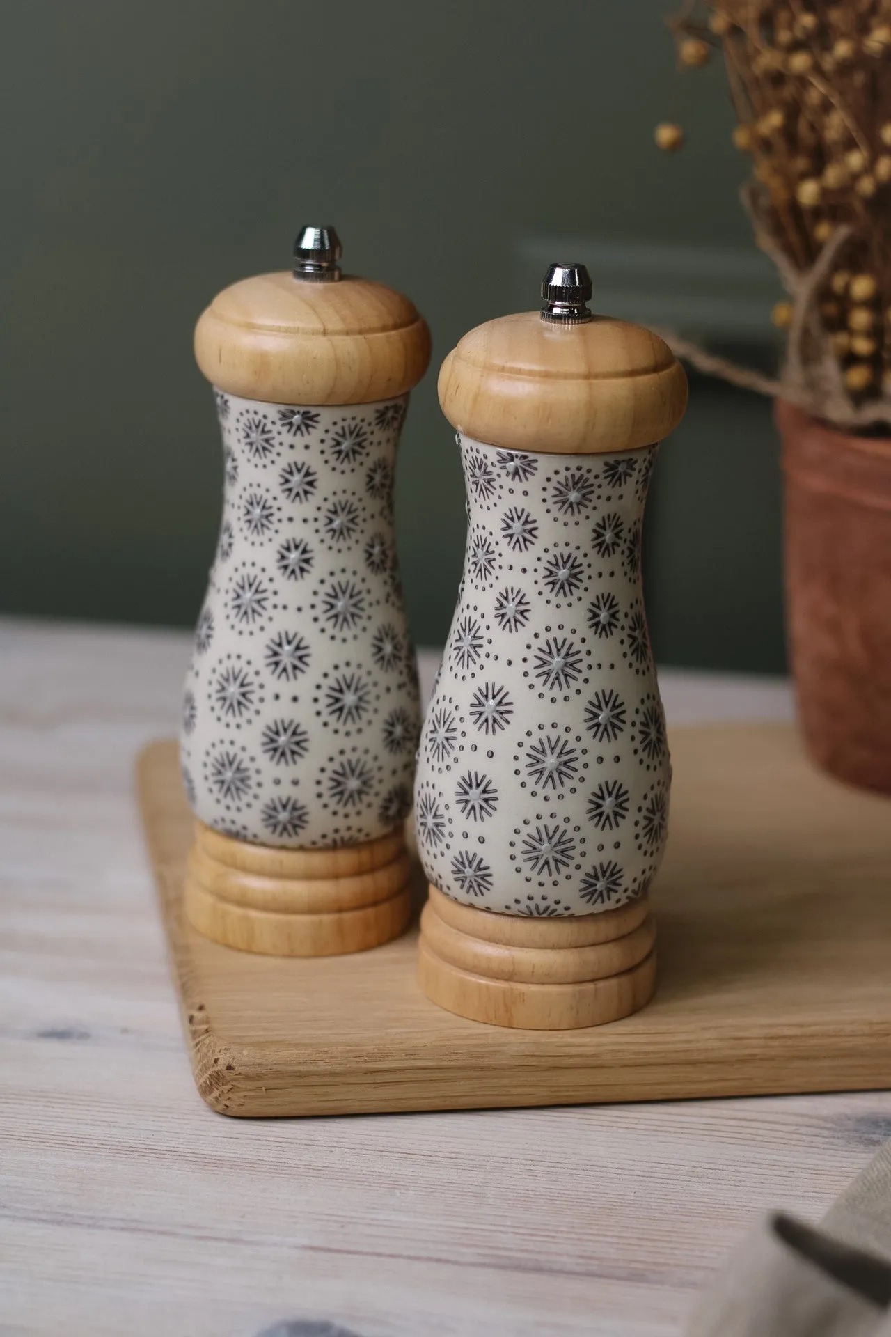 Elsa Salt & Pepper Mills