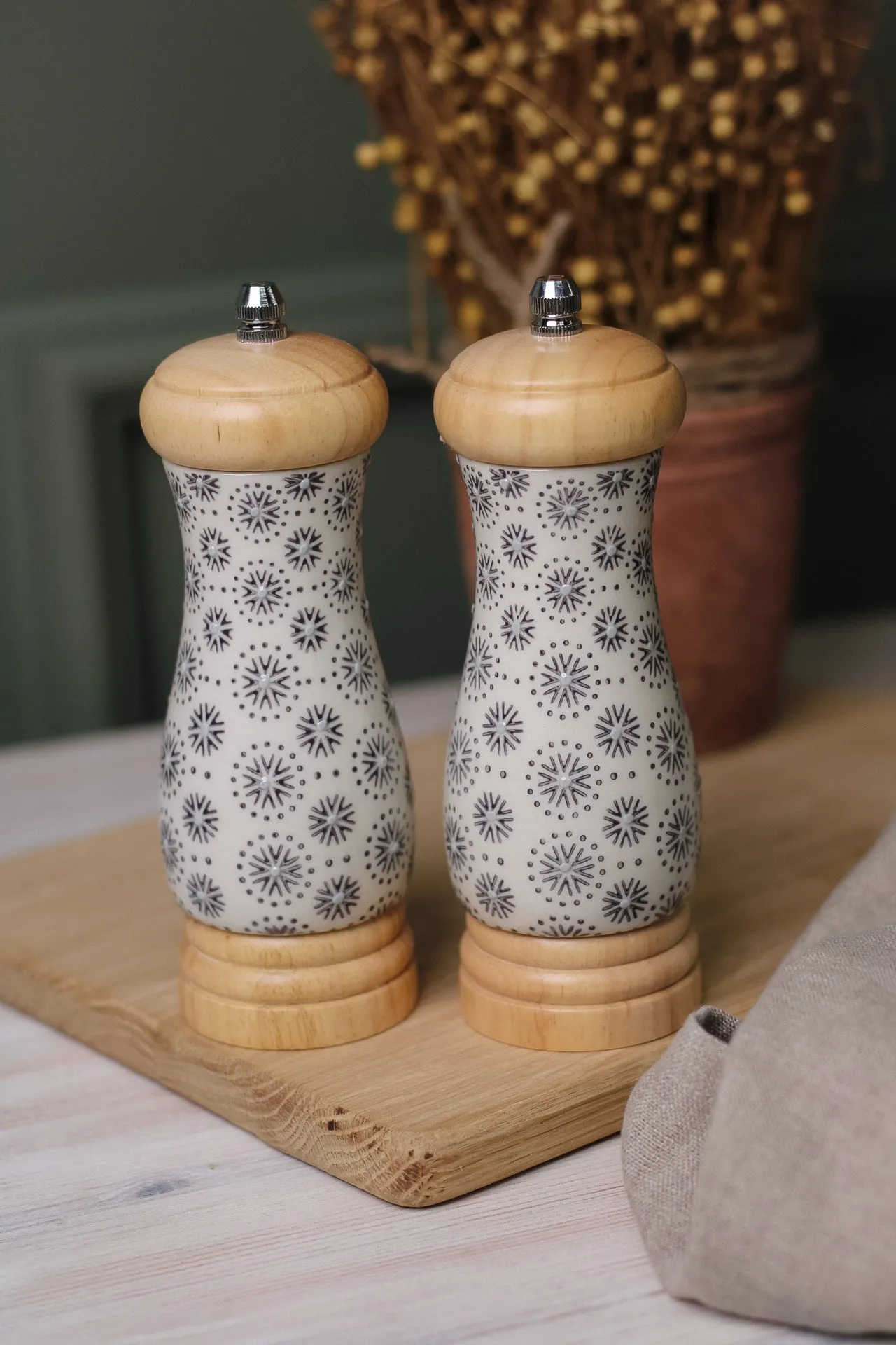 Elsa Salt & Pepper Mills