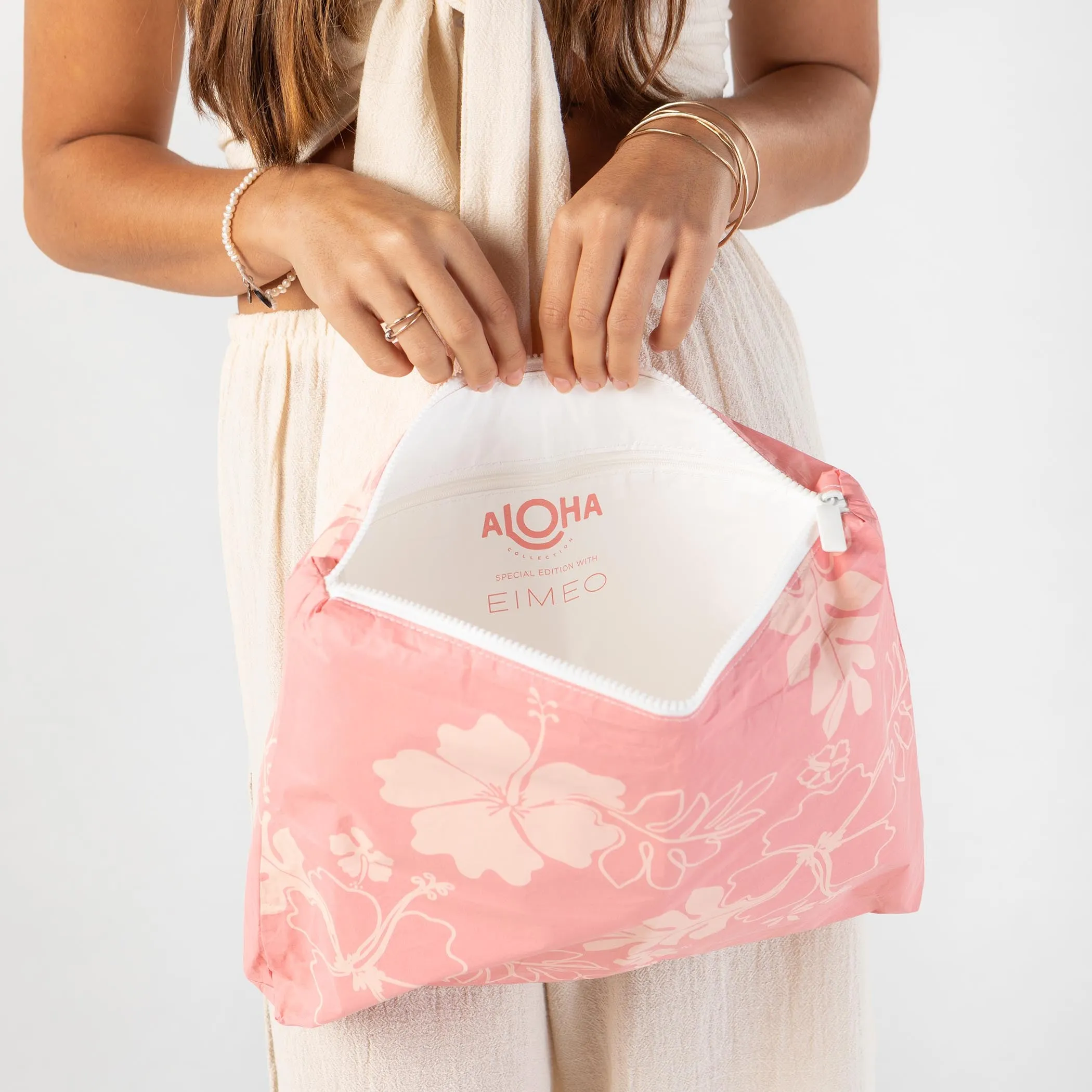 MAX Pouch | Eimeo Ahiri