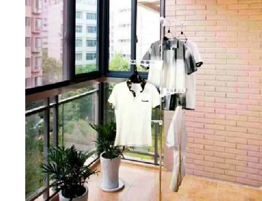 Retractable Pole Hanger